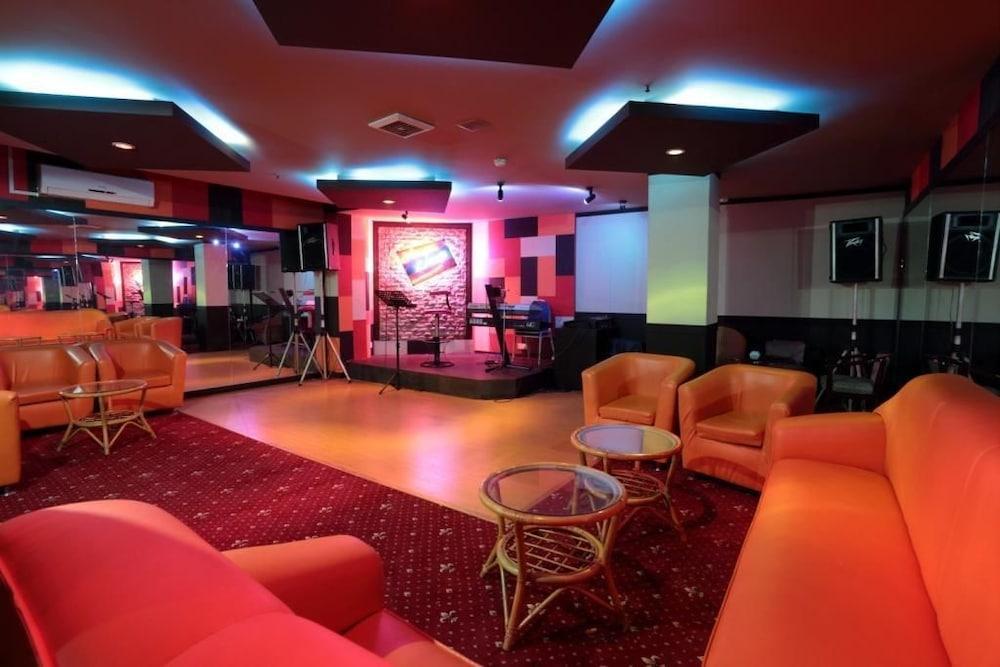 The Nagoya Plasa Redpartner Eksteriør billede